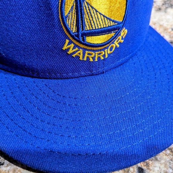 New Era Youth NBA 9Fifty Golden State Warriors hat excellent condition! - Picture 5 of 12